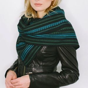 NWT Sophia Reyes Winged Blanket Scarf